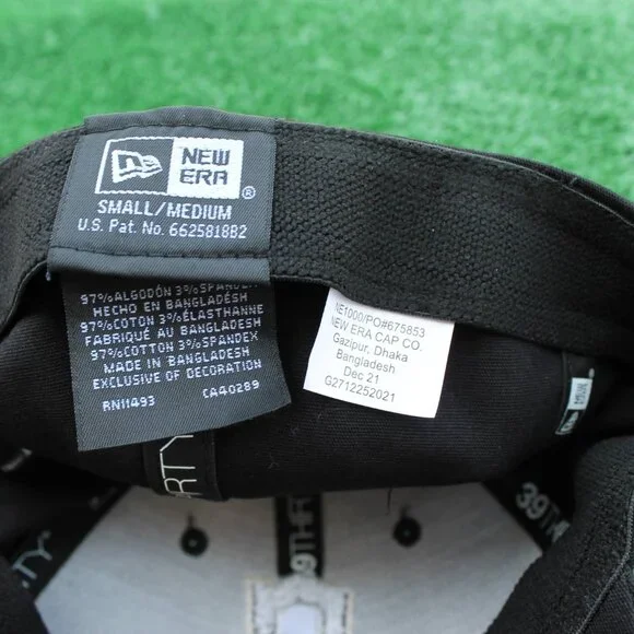 MLB Cleveland Guardians 39Thirty Flex Hat New Era Fitted cap - Picture 2 of 6